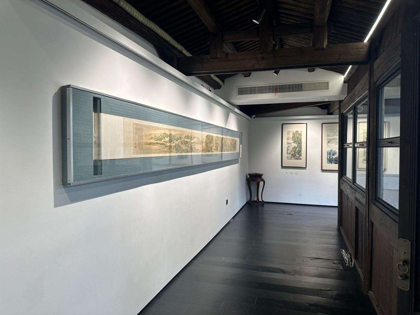 长卷展陈